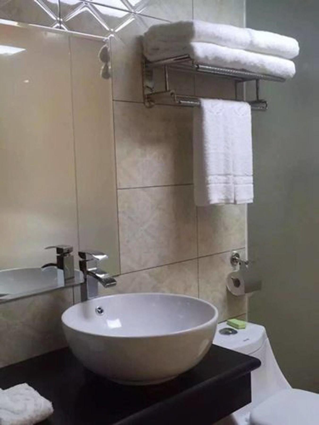 Jian Guo Grand Hotel Ban Si Khay Zewnętrze zdjęcie
